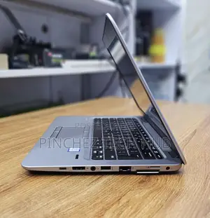 Laptop HP EliteBook 820 G3 8GB Intel Core i7 SSD 256GB