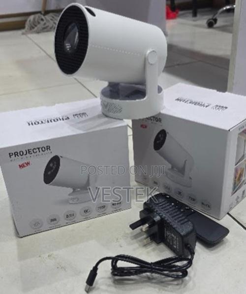 Hy300 Pro Ultra Hd Multimedia Projector With Remote and Type-C Cable