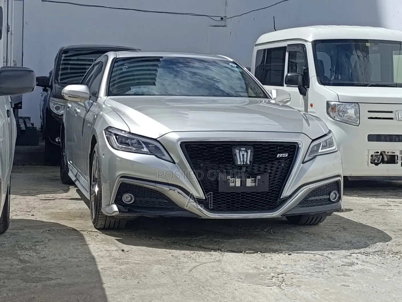 Toyota Crown 2019 Gray