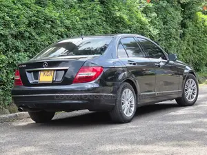 Mercedes-Benz C200 2011 Gray