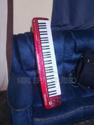 The Behringer U-Control Umx-610 Is a 61-Key Usb/Midi Controller