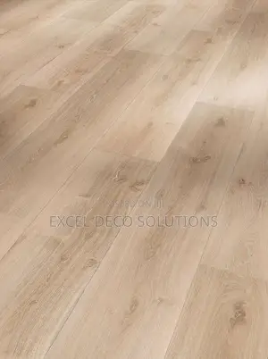 SPC Flooring for Waterproof Wood Look Interiors