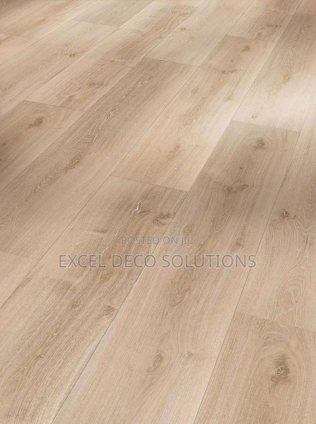 SPC Flooring for Waterproof Wood Look Interiors