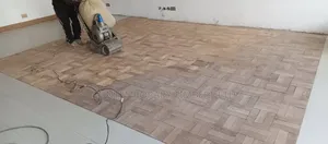 Wooden Floor/Ceilings/Surfaces Sanding Varnishing Services