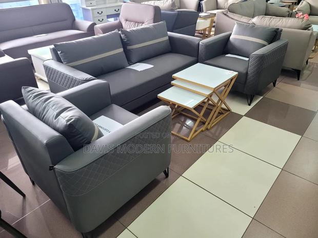 Modern 5-Seaters Sofa Set