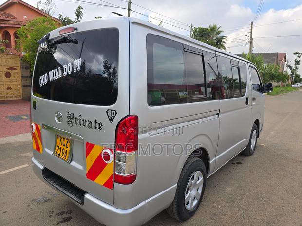 Toyota HiAce 2014 Grey - thumbnail 5