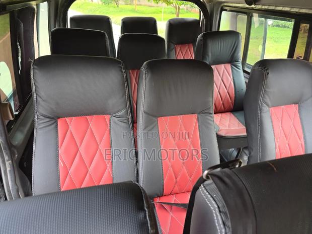Toyota HiAce 2014 Grey - thumbnail 8