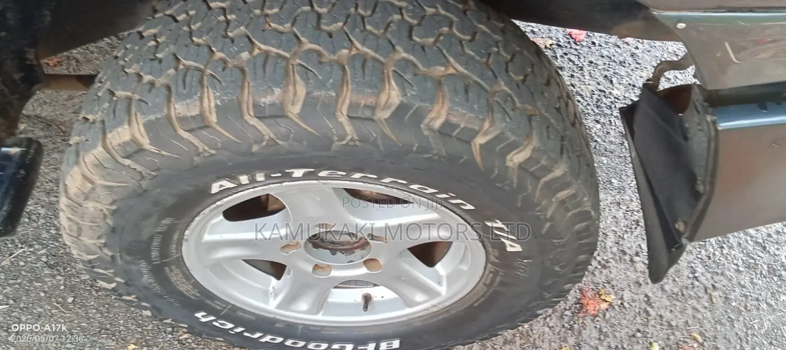 Toyota Land Cruiser 2005 Gray