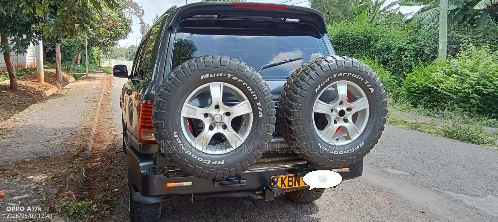 Toyota Land Cruiser 2005 Gray