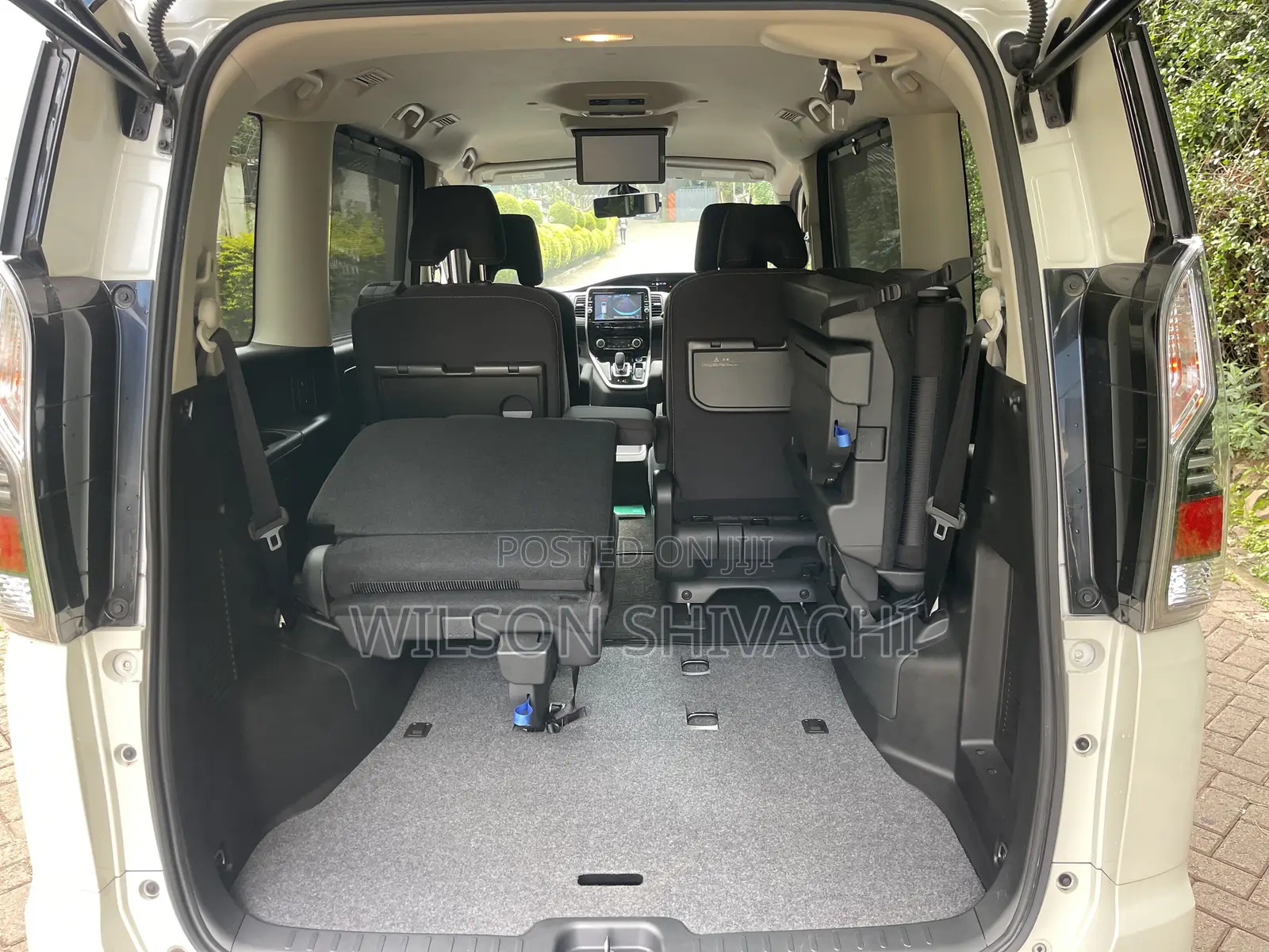 Nissan Serena 2019 White