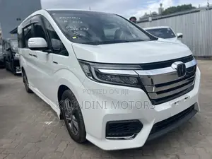 Honda Stepwgn 2019 White