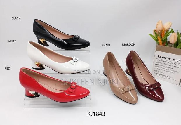 Low Ladies Heels - thumbnail 4
