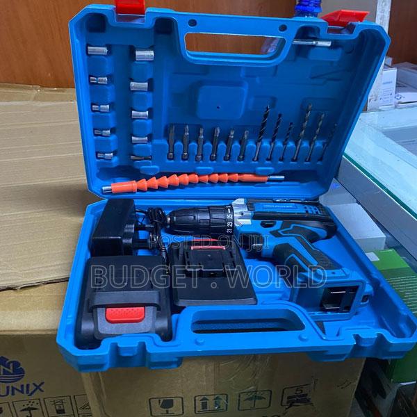 Makita 21v Advanced Cordless Drill Machine for Construction Work - main view