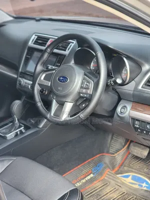 Subaru Outback 2.5i AWD 2017 Beige