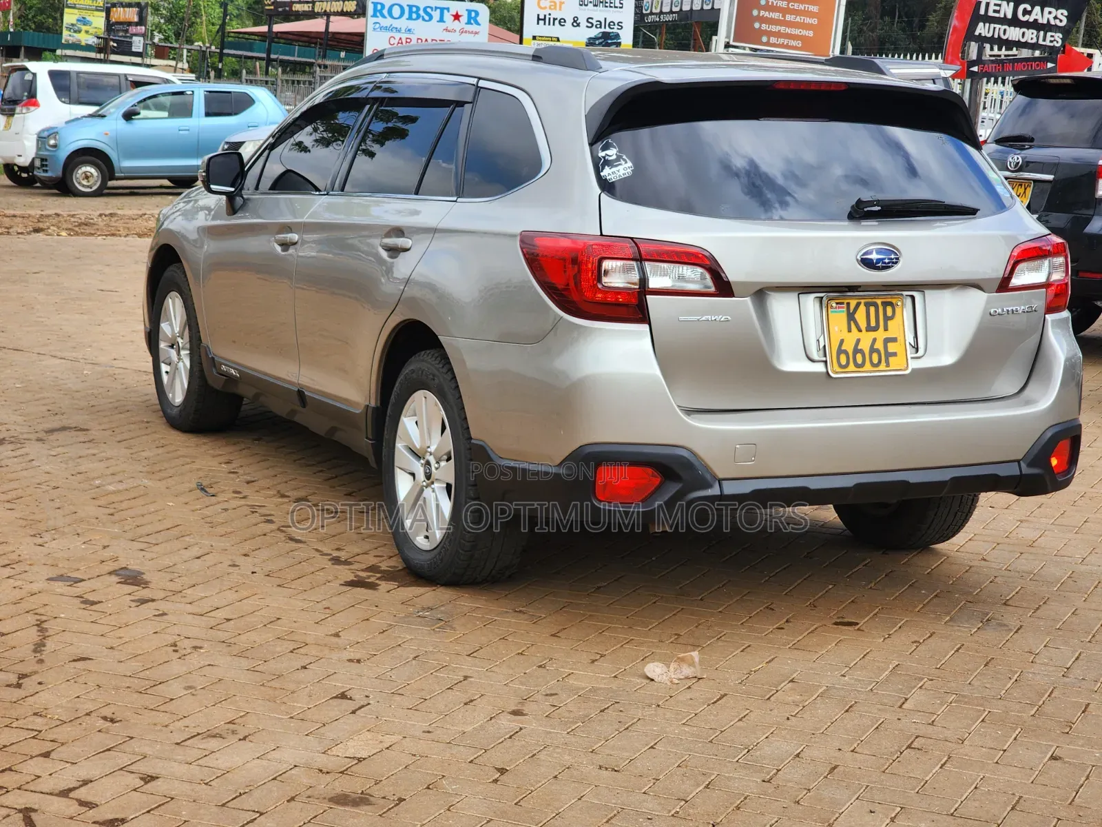 Subaru Outback 2.5i AWD 2017 Beige