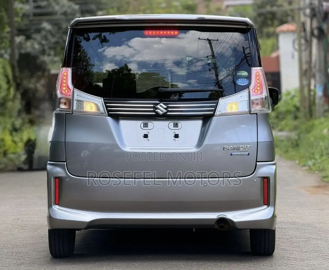 Suzuki Solio Bandit Hybrid MV 2019 Silver
