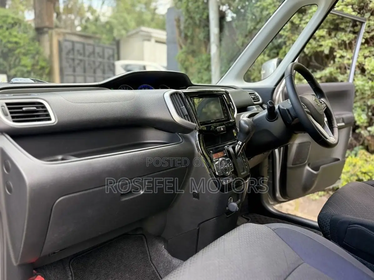 Suzuki Solio Bandit Hybrid MV 2019 Silver