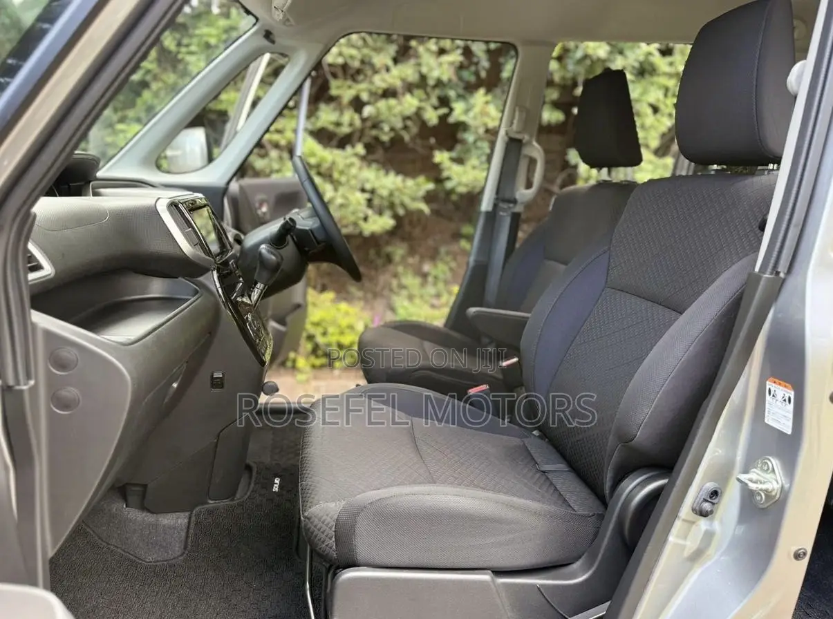Suzuki Solio Bandit Hybrid MV 2019 Silver