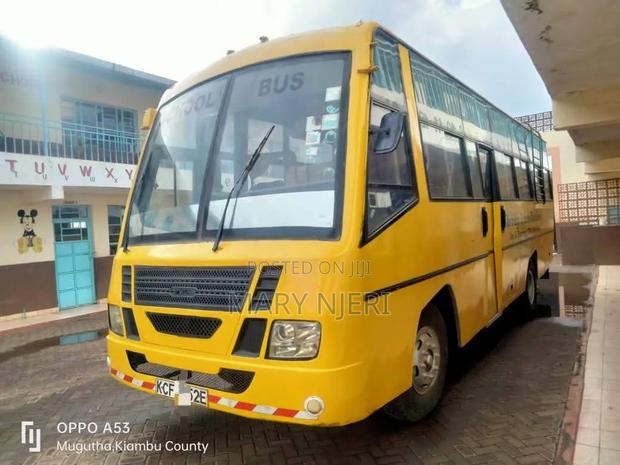Foton U10 2014 Yellow - thumbnail 3