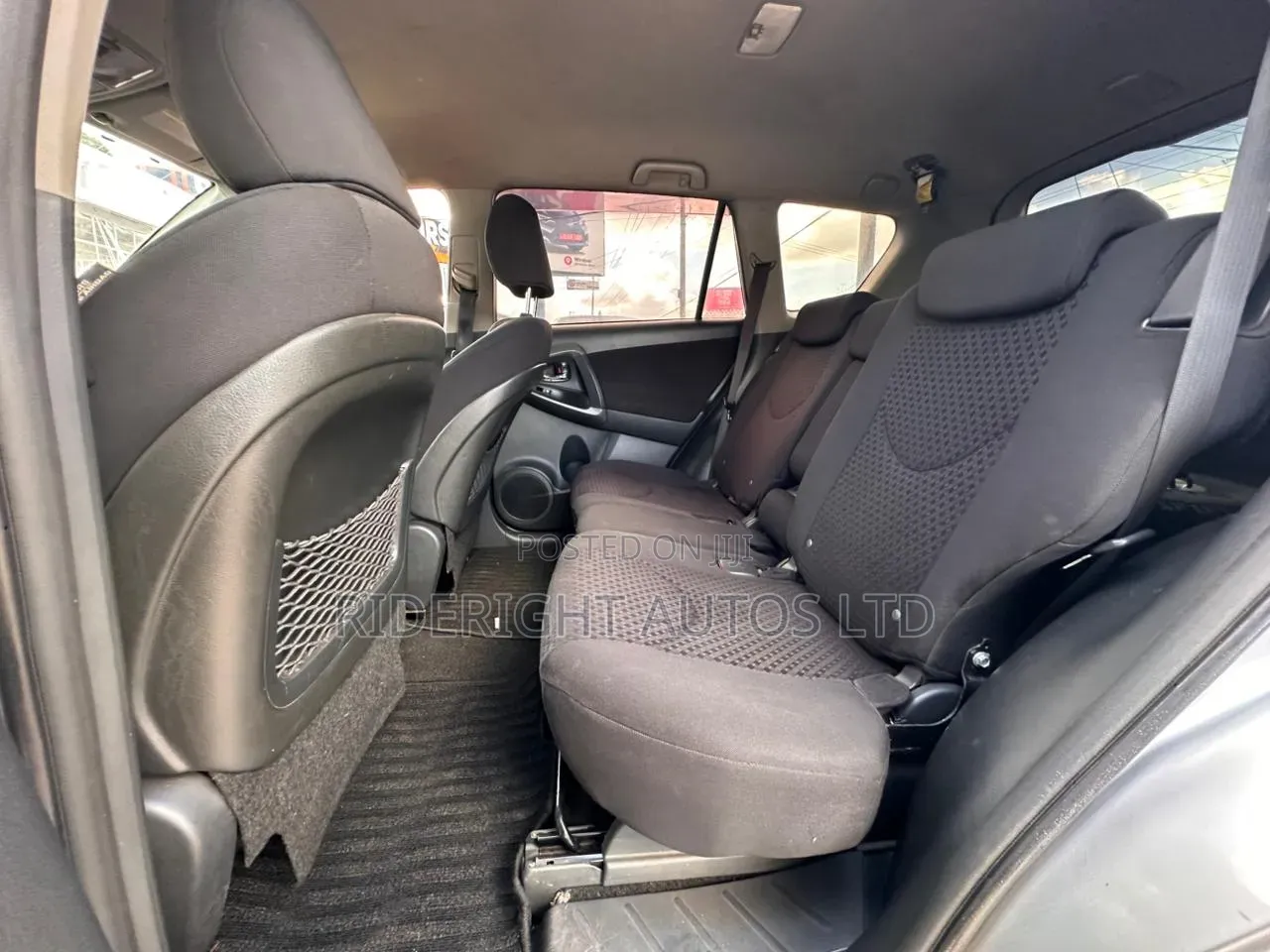 Toyota Vanguard 2012 Silver