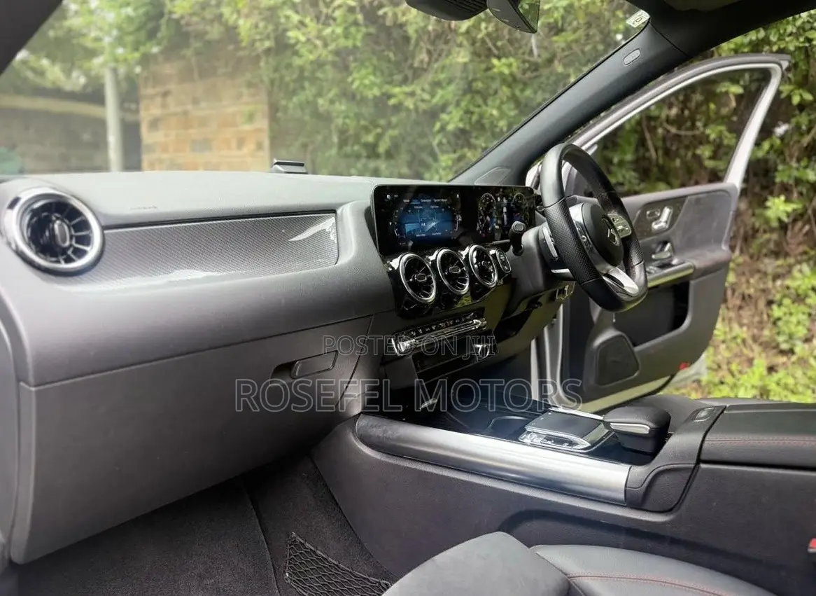 Mercedes-Benz B-Class B180 Petrol 2019 Silver
