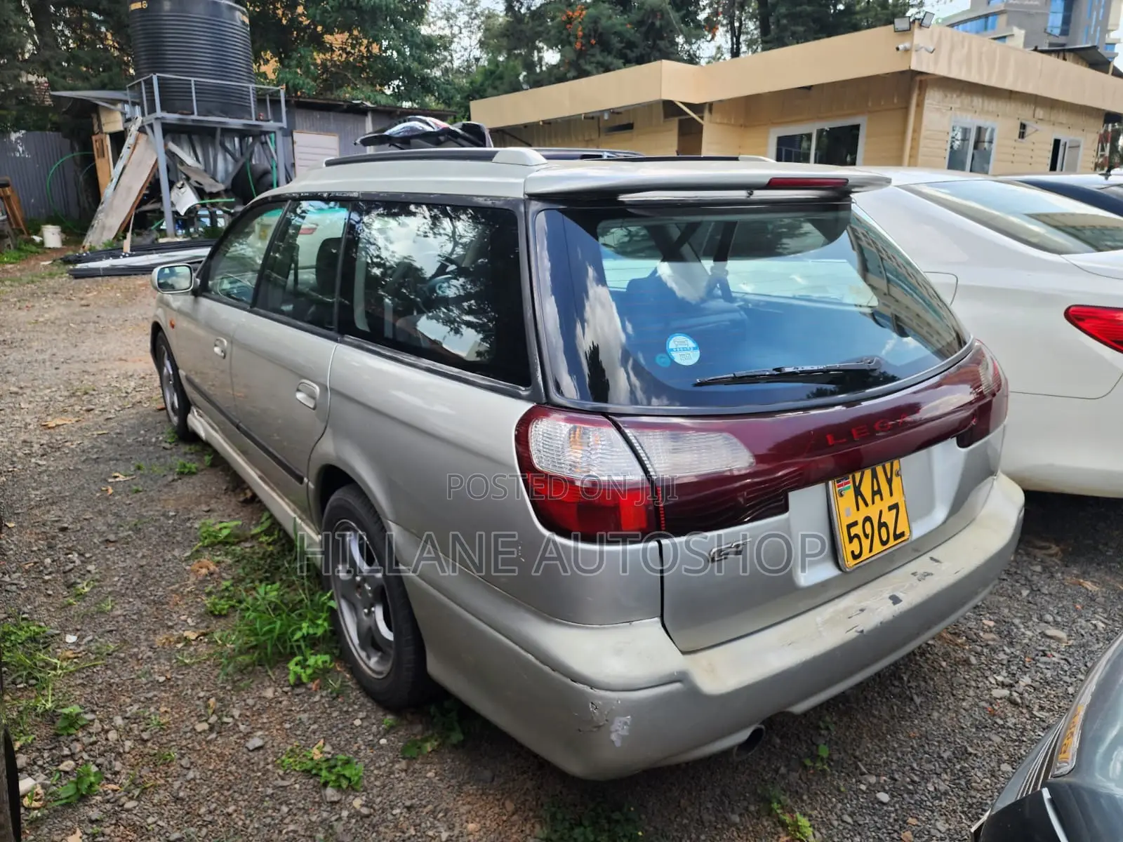 Subaru Legacy 2000 Silver