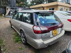 Subaru Legacy 2000 Silver