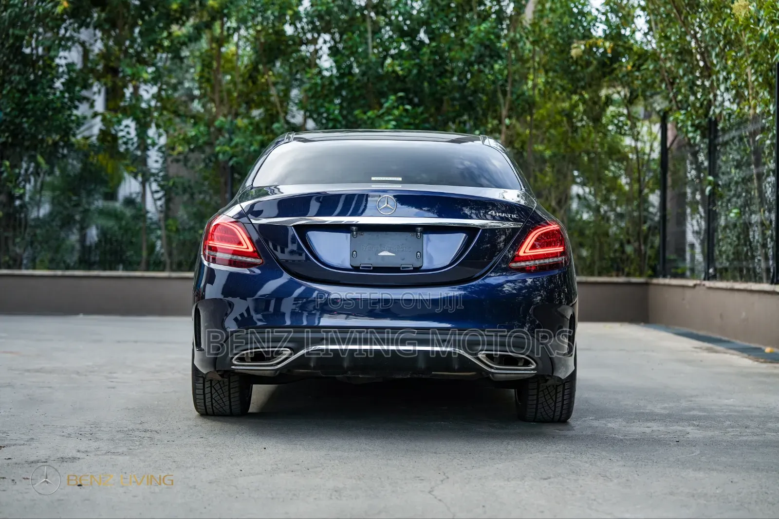 Mercedes-Benz C200 2019 Blue
