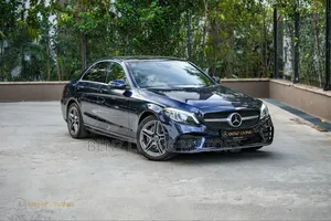 Mercedes-Benz C200 2019 Blue