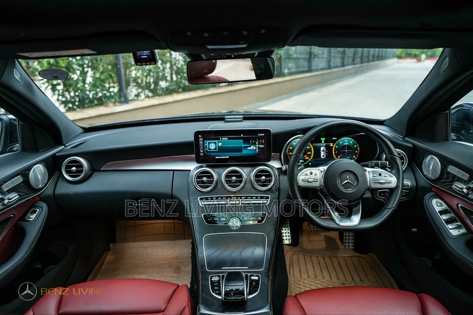Mercedes-Benz C200 2019 Blue