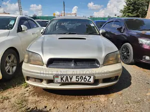 Subaru Legacy 2000 Silver