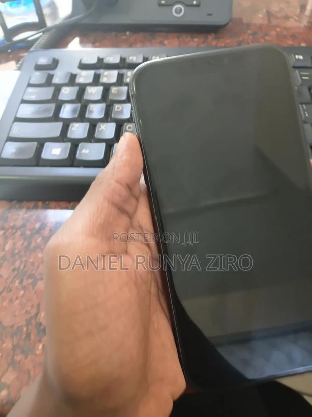 Apple iPhone 11 128 GB Black