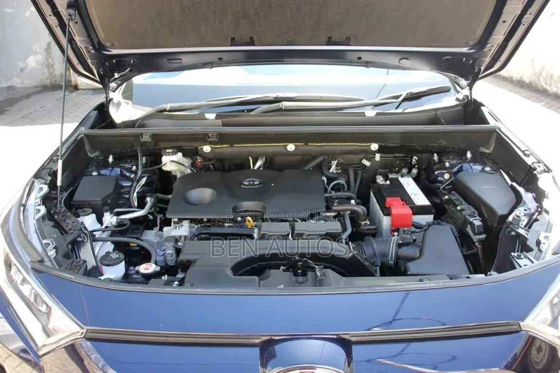Toyota RAV4 2020 Blue
