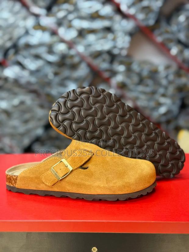 Unisex Clogs - thumbnail 3