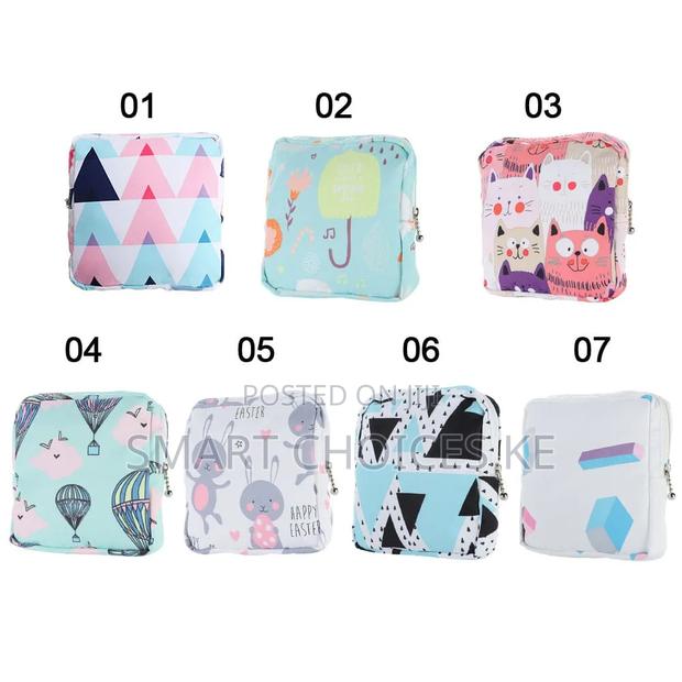 *Cute Women Sanitary Napkin Pad Cotton Bag Credit Card Holder