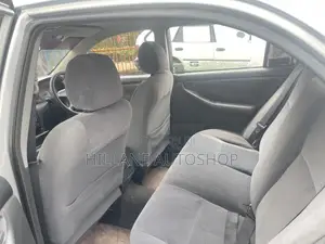 Toyota Corolla 2005 Silver