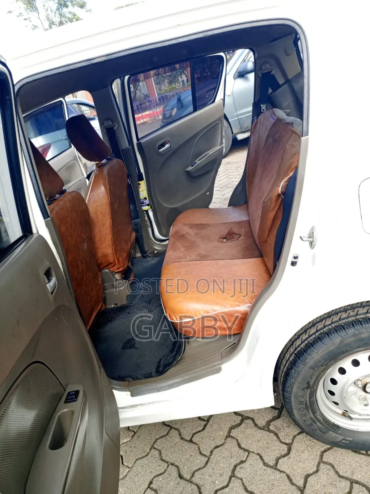 Suzuki Alto 2013 White