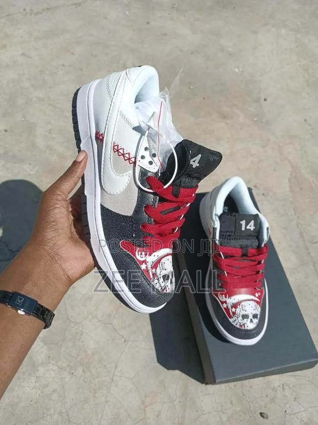 Nike Dunk Low Premium “Grim Reaper” - thumbnail 2