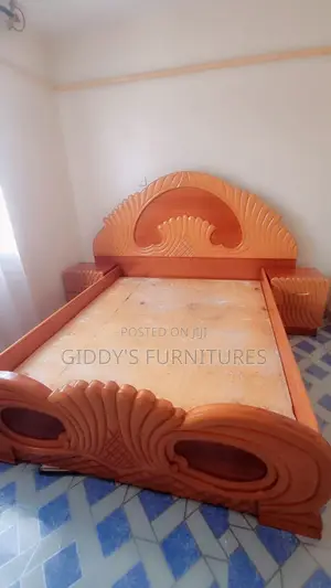 Grey Chester Bed