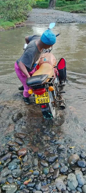 Bajaj Boxer 2017 Red