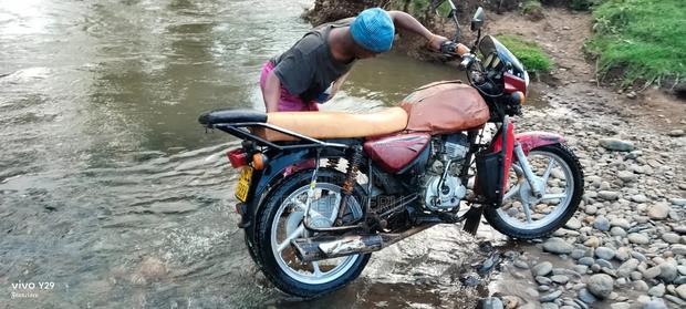 Bajaj Boxer 2017 Red - thumbnail 2