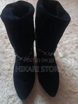 High Heeled Boots