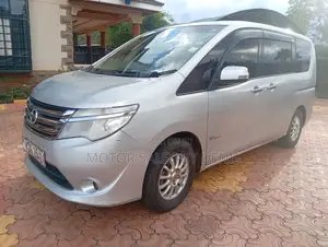 Nissan Serena 2014 Silver