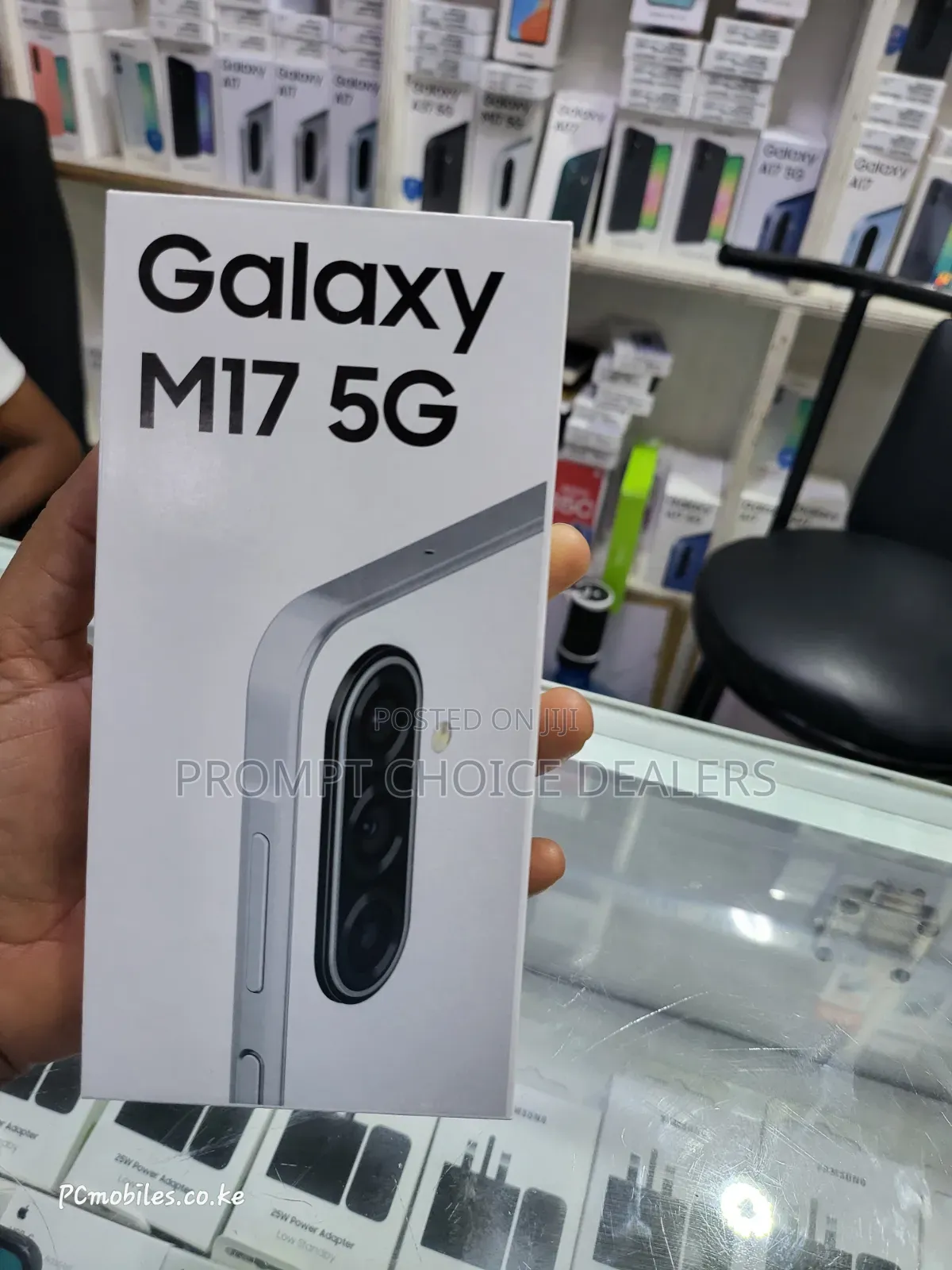 New Samsung Galaxy M17 5G 128 GB Silver