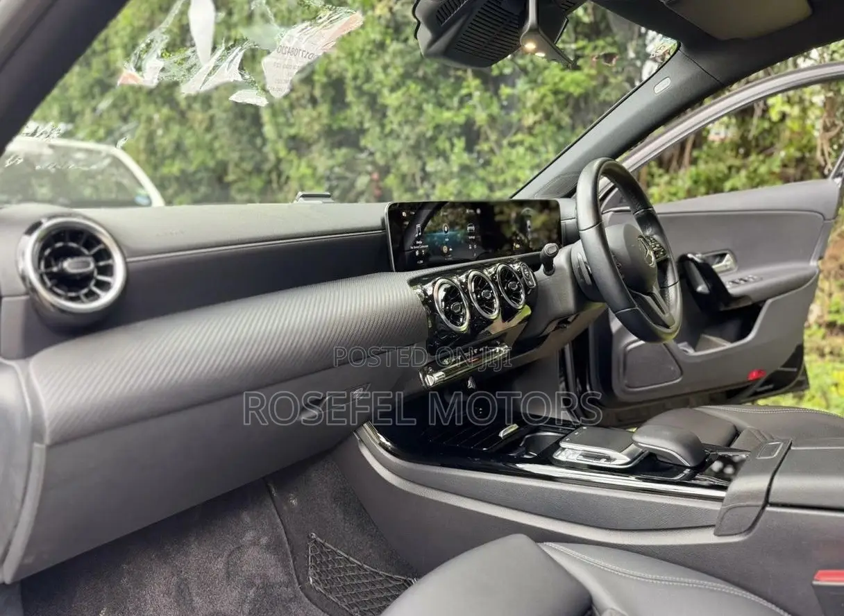 Mercedes-Benz A-Class 2019 Black