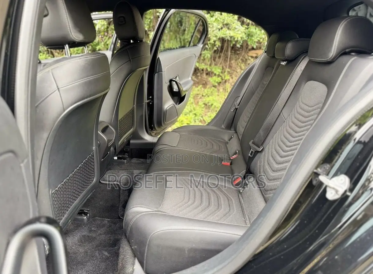 Mercedes-Benz A-Class 2019 Black