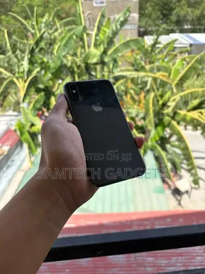 Apple iPhone X 64 GB Black