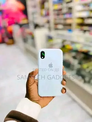 Apple iPhone XS 64 GB White