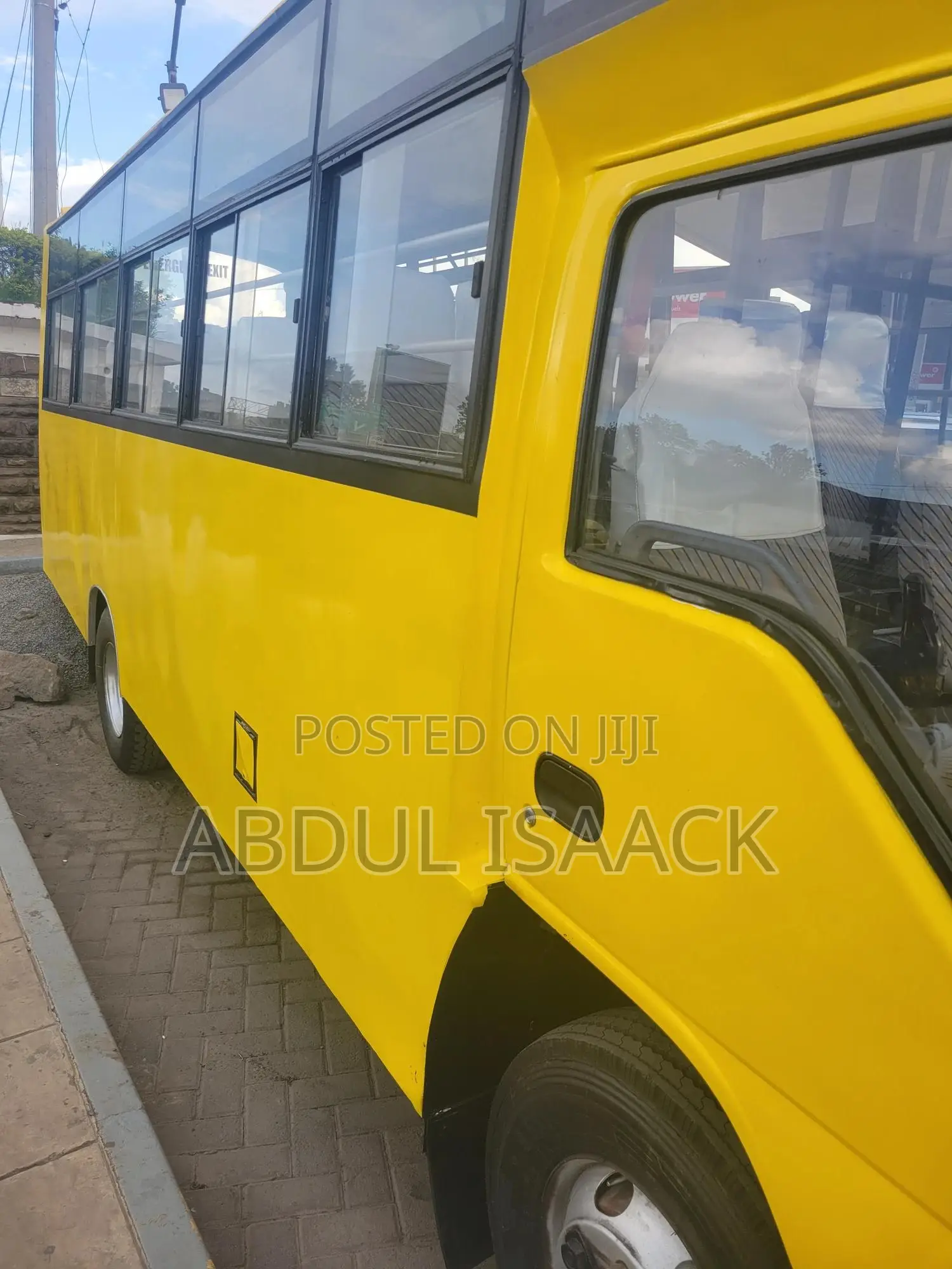 Isuzu NQR 2019 Yellow