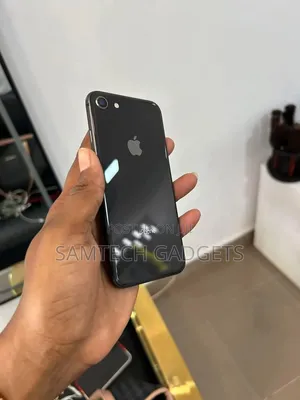 Apple iPhone 8 128 GB Black